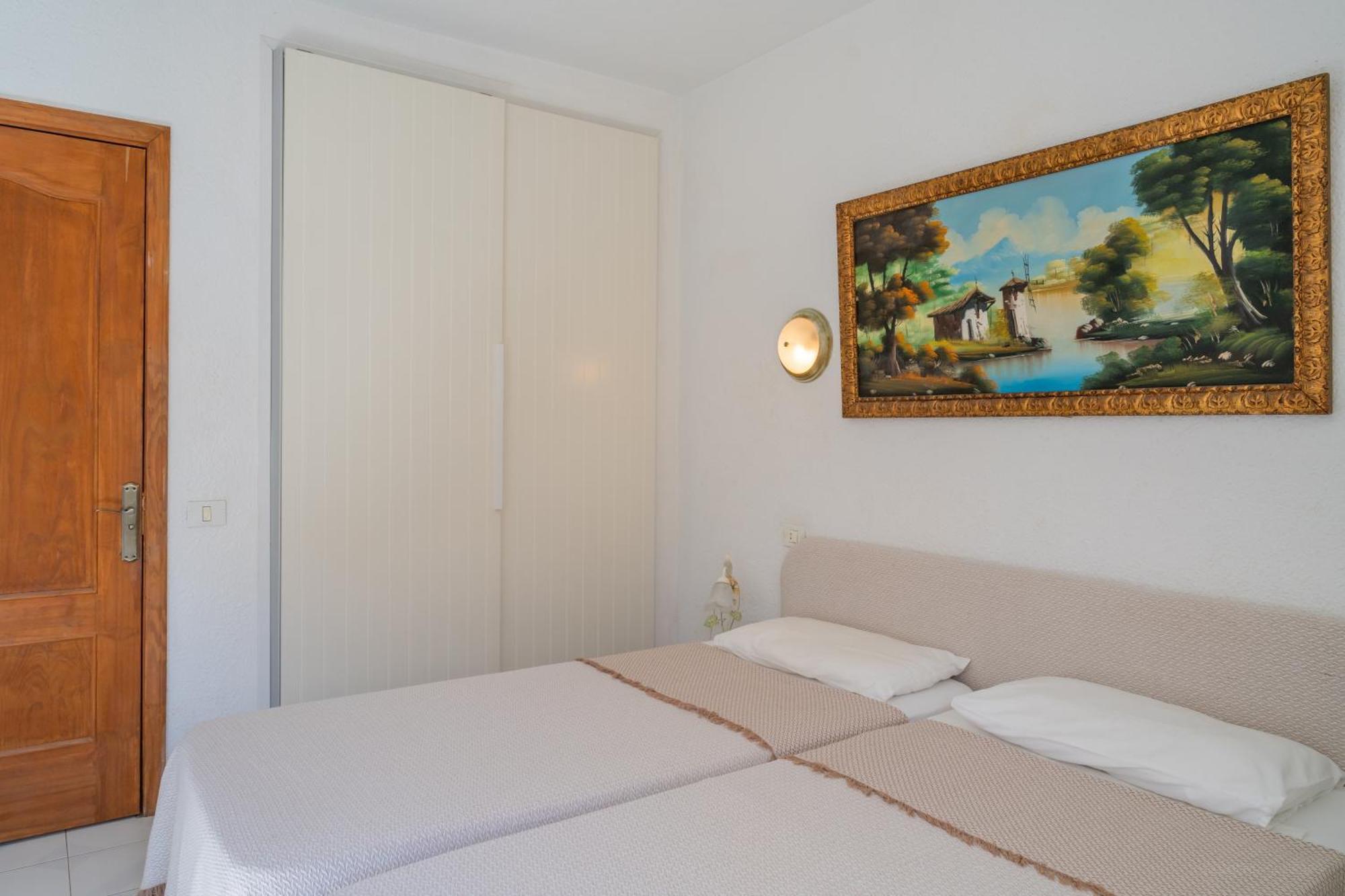 Apartments In Los Cristianos, Tenerife, Canary Islands 洛斯克里斯蒂亚诺斯 外观 照片