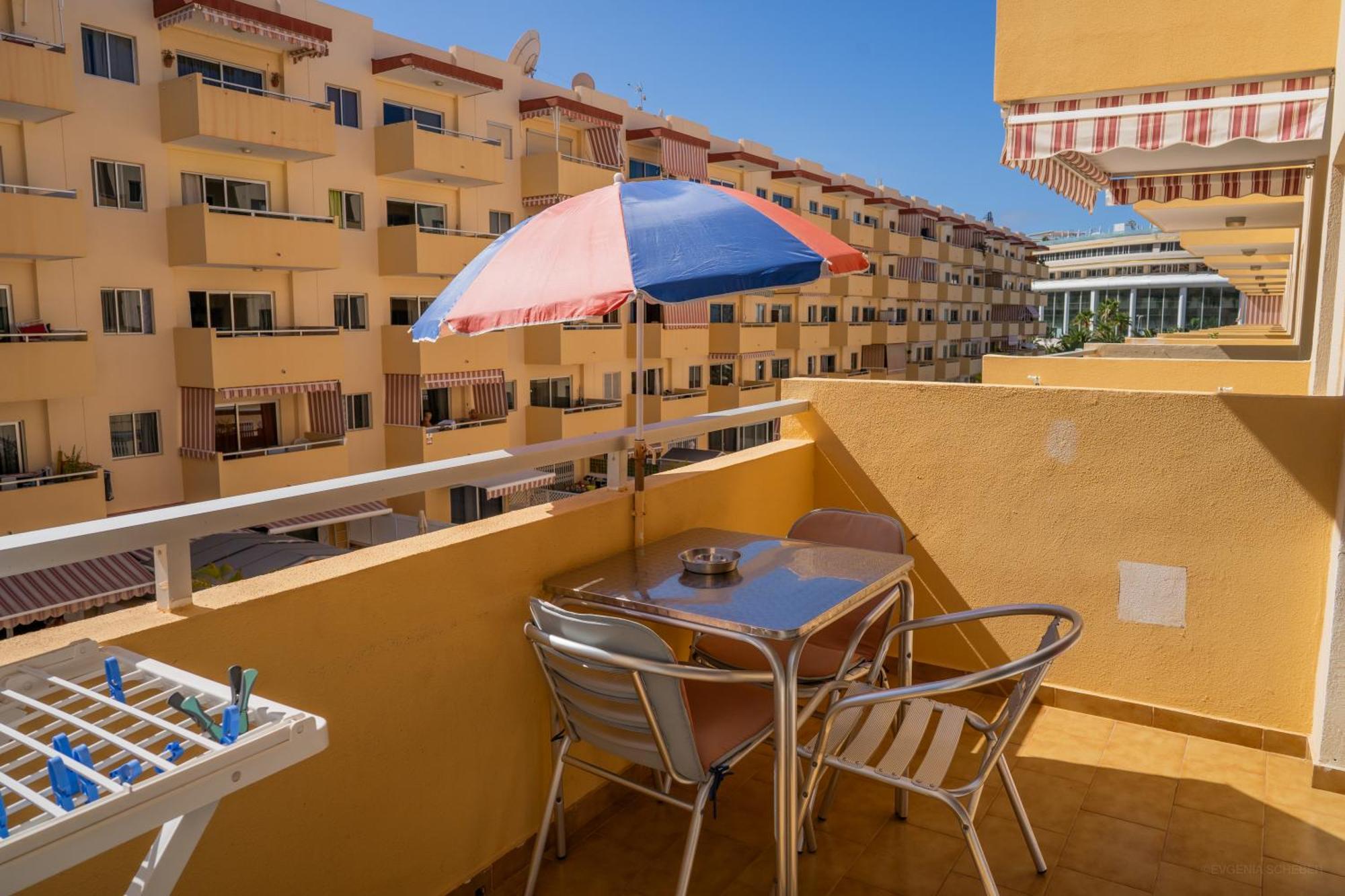 Apartments In Los Cristianos, Tenerife, Canary Islands 洛斯克里斯蒂亚诺斯 外观 照片