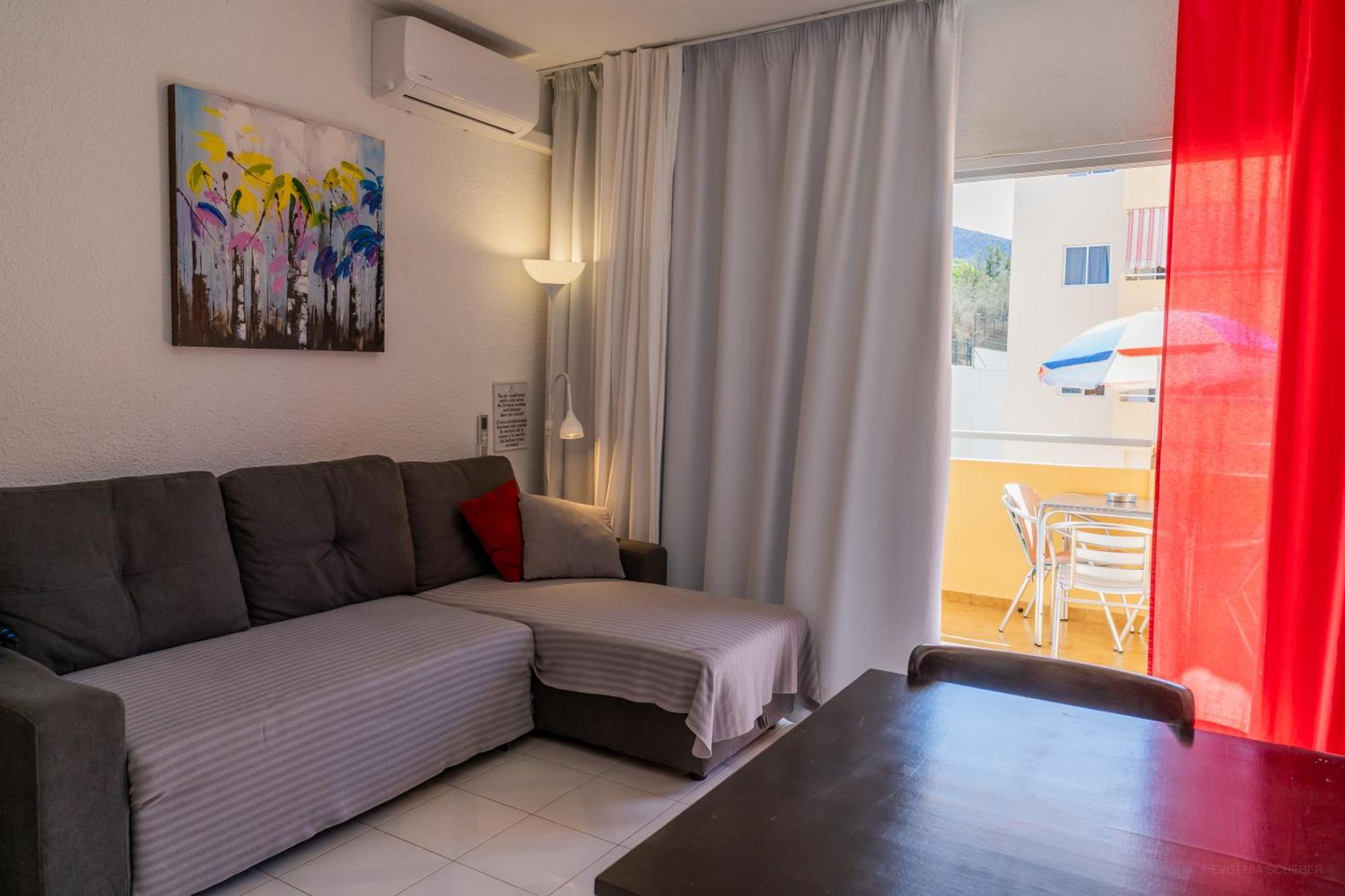 Apartments In Los Cristianos, Tenerife, Canary Islands 洛斯克里斯蒂亚诺斯 外观 照片